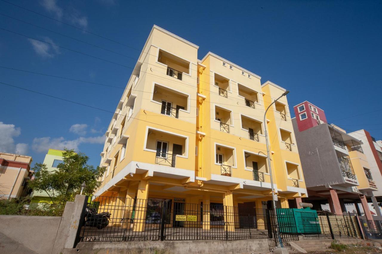 Oyo 24215 Flagship Pjp Park Hotel 3*