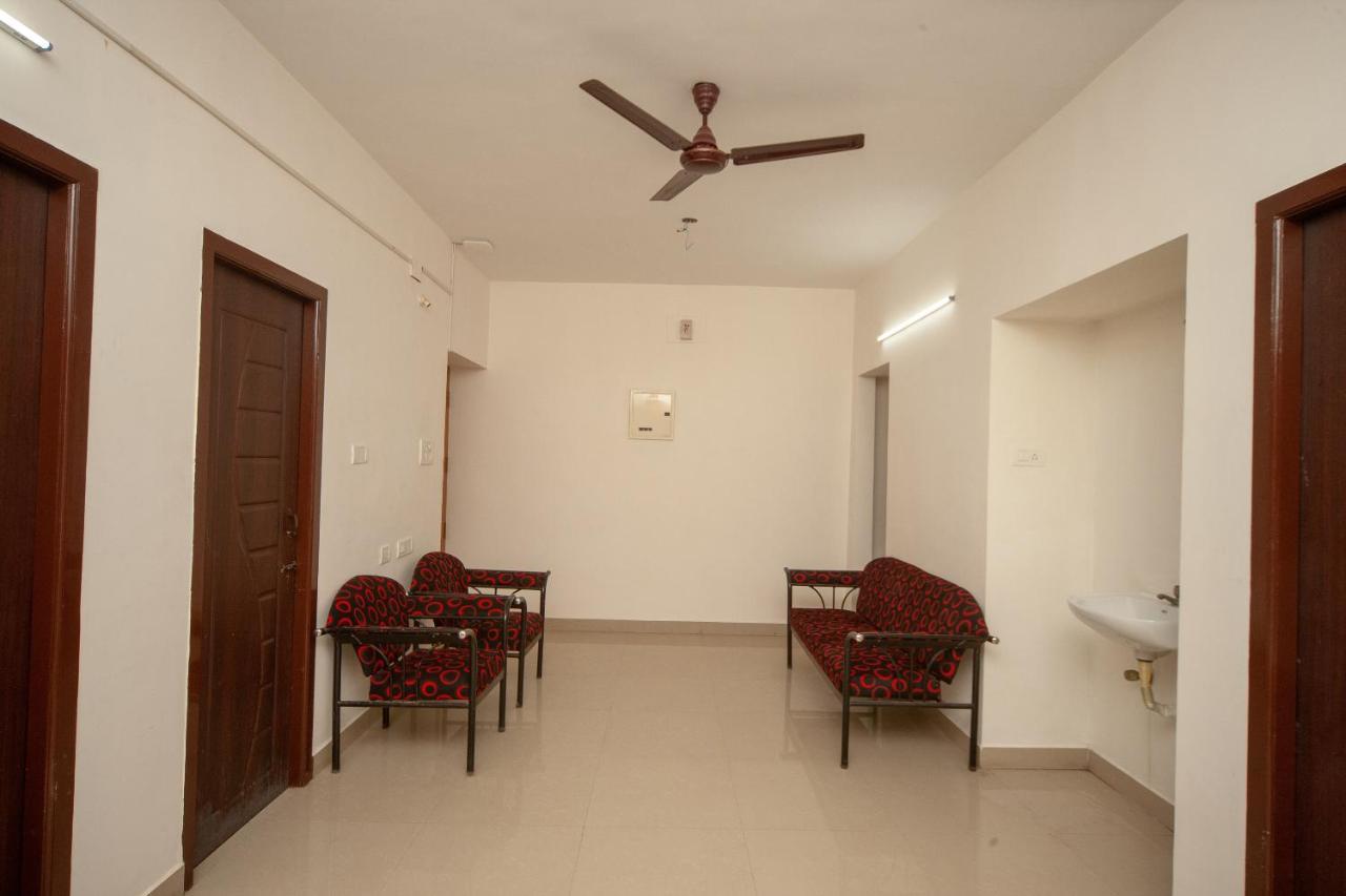 Oyo 24215 Flagship Pjp Park Hotel 3*